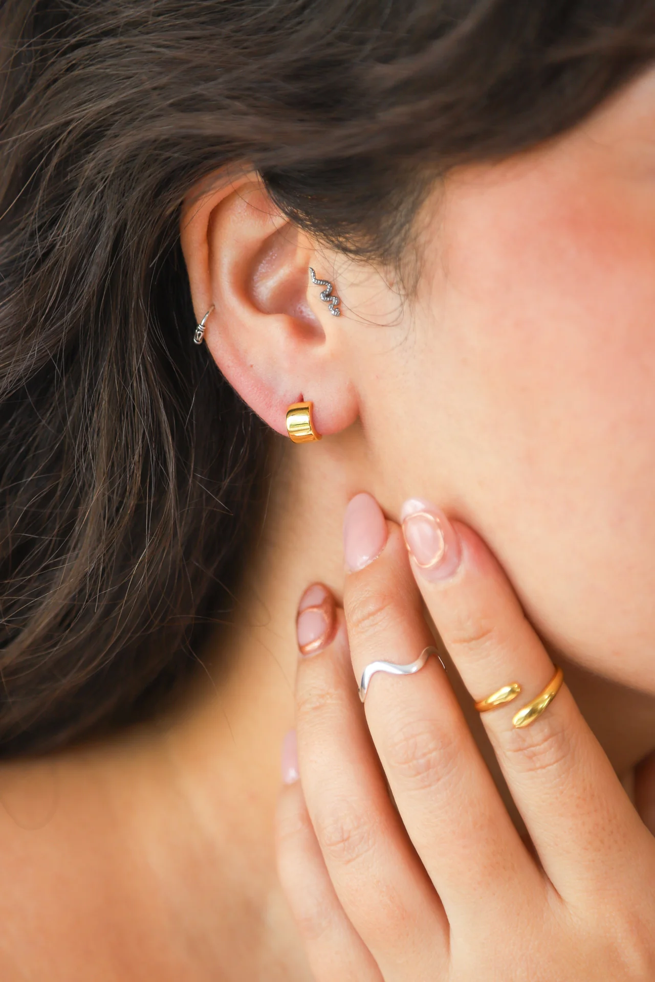 Cora Gold studs - Image 4