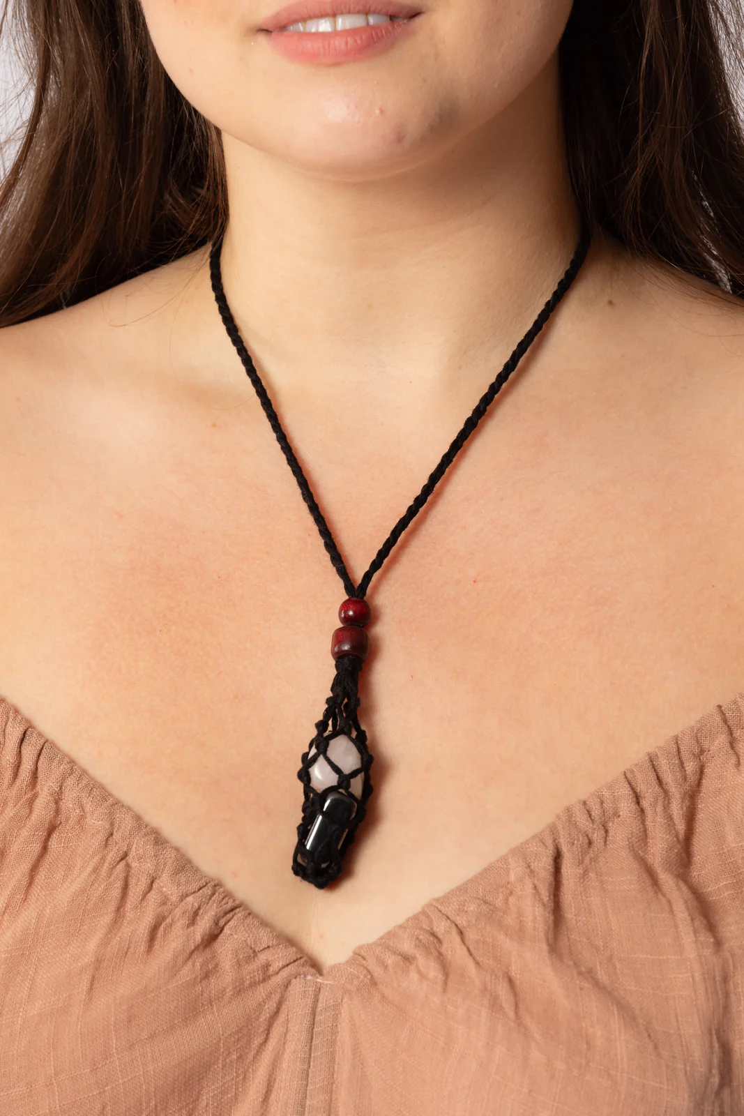 Crochet crystal holder Necklace - Image 5