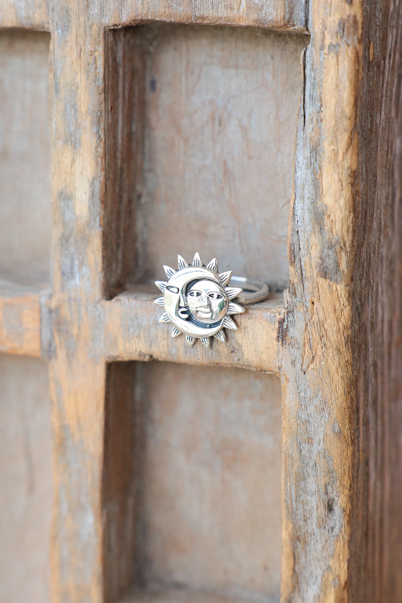 Day and Night Ring - Image 4