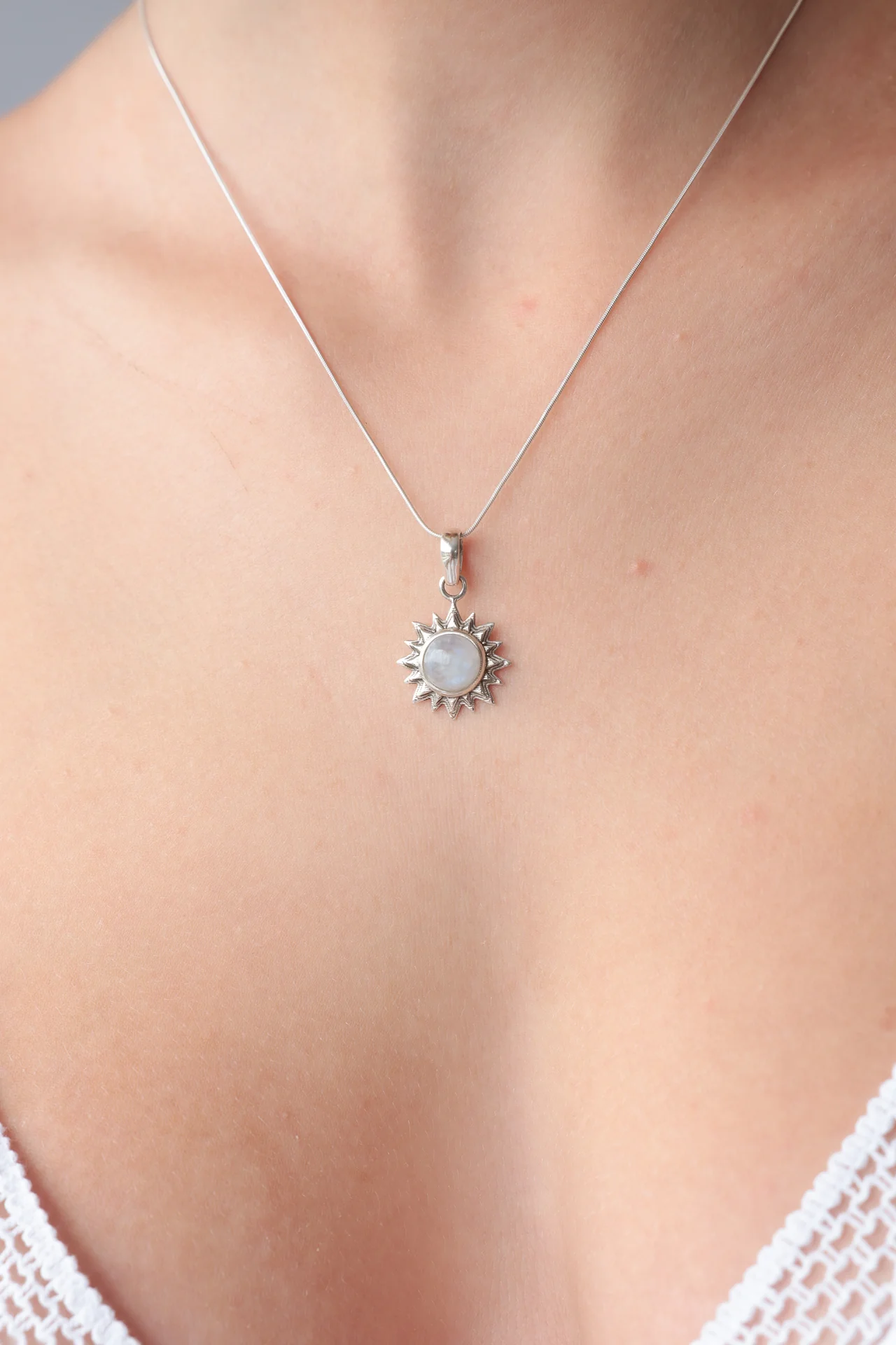 Double Sun Rays Pendant - Image 3