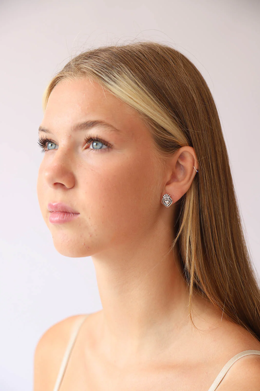 Hearts on Fire Studs - Image 3