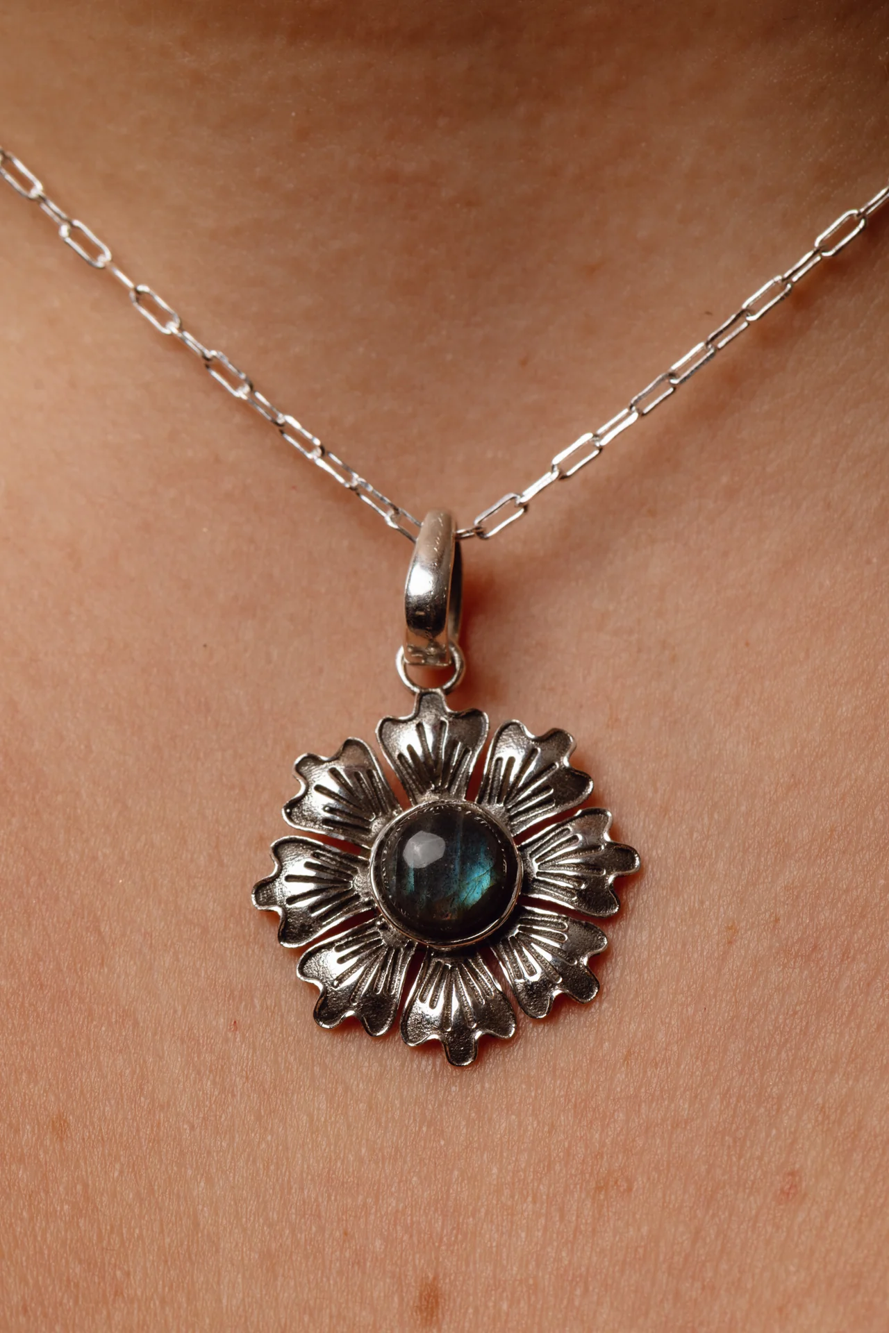 Flat Flower Labradorite Pendant - Image 2