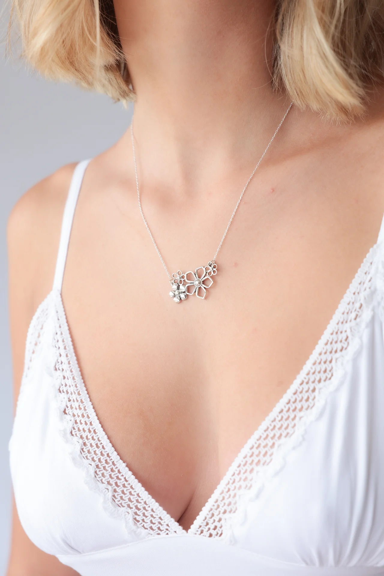 Flower Bed Necklace - Image 2