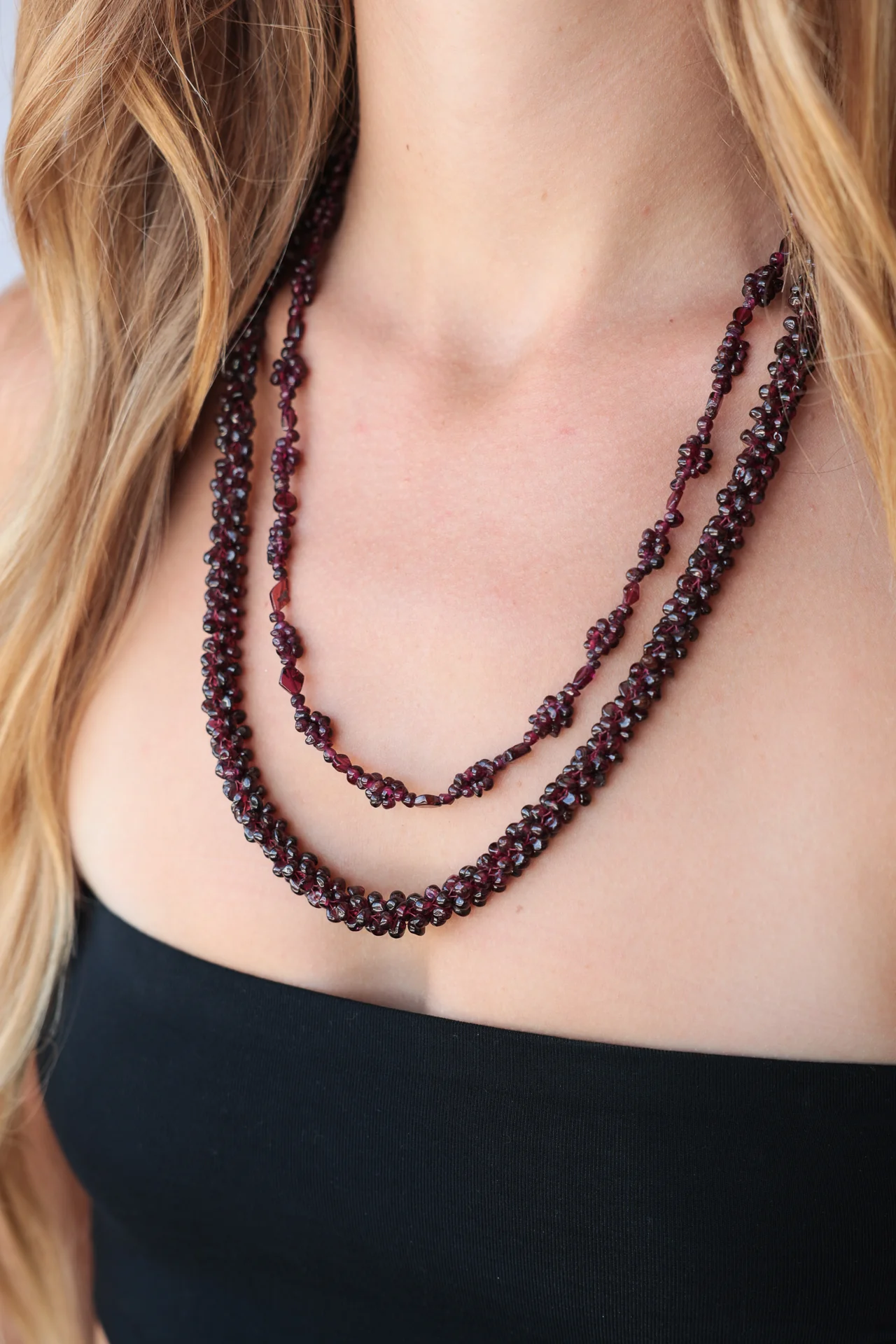 Garnet Floral Thin Necklace - Image 2
