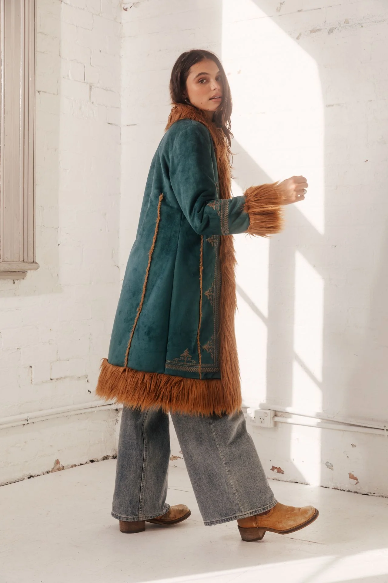 Afghan Coat - Image 9