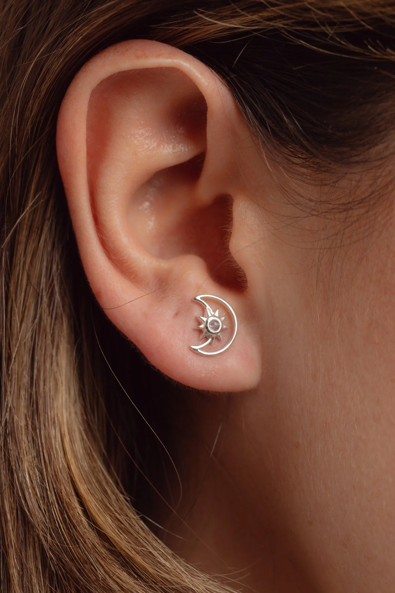 Lunara Rainbow Moonstone Silver Studs