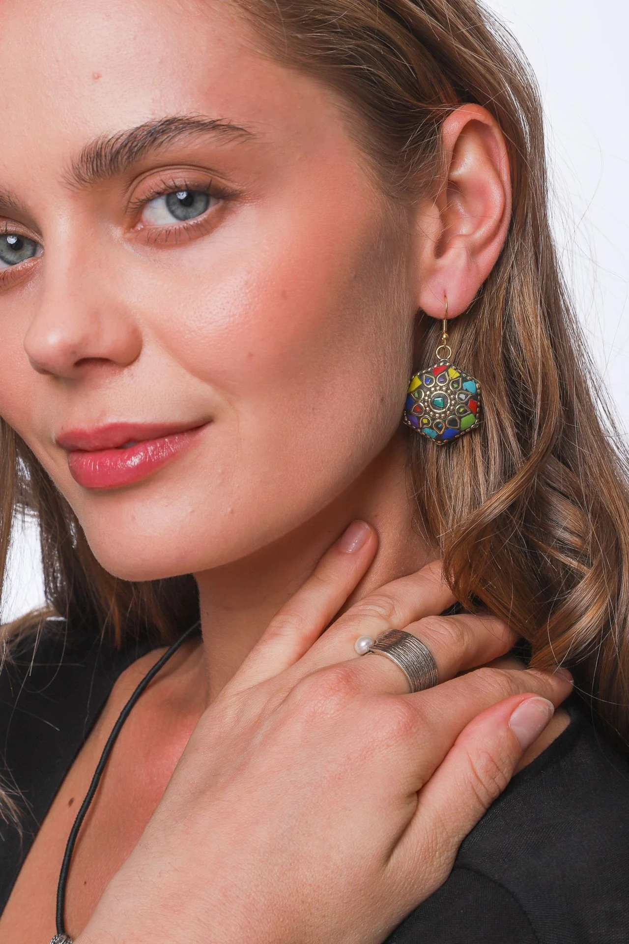 Fiora Earrings - Image 2