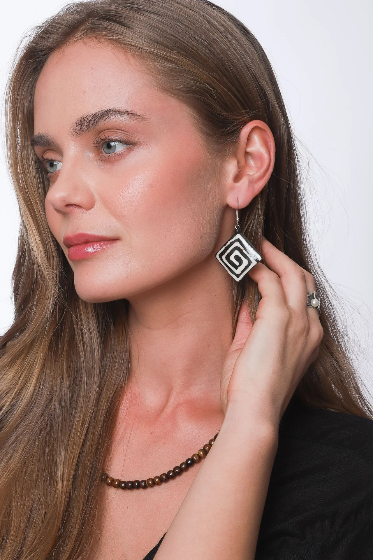 Soluna Earrings