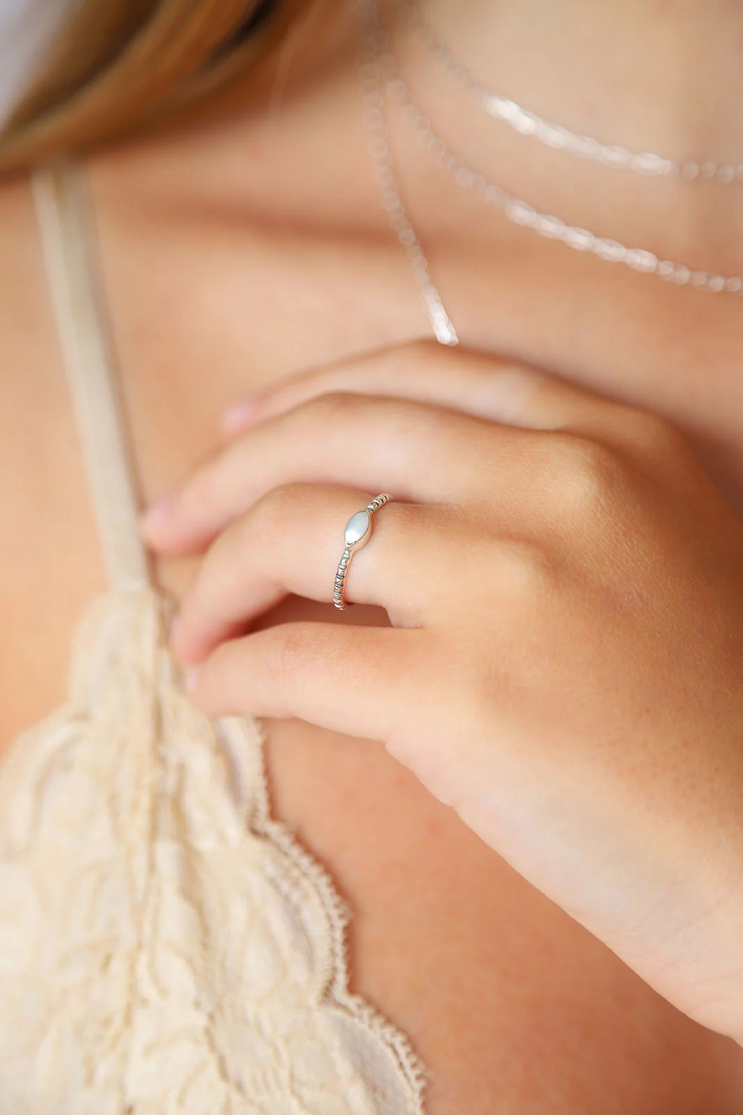 Pearl Oli Tiny Ring