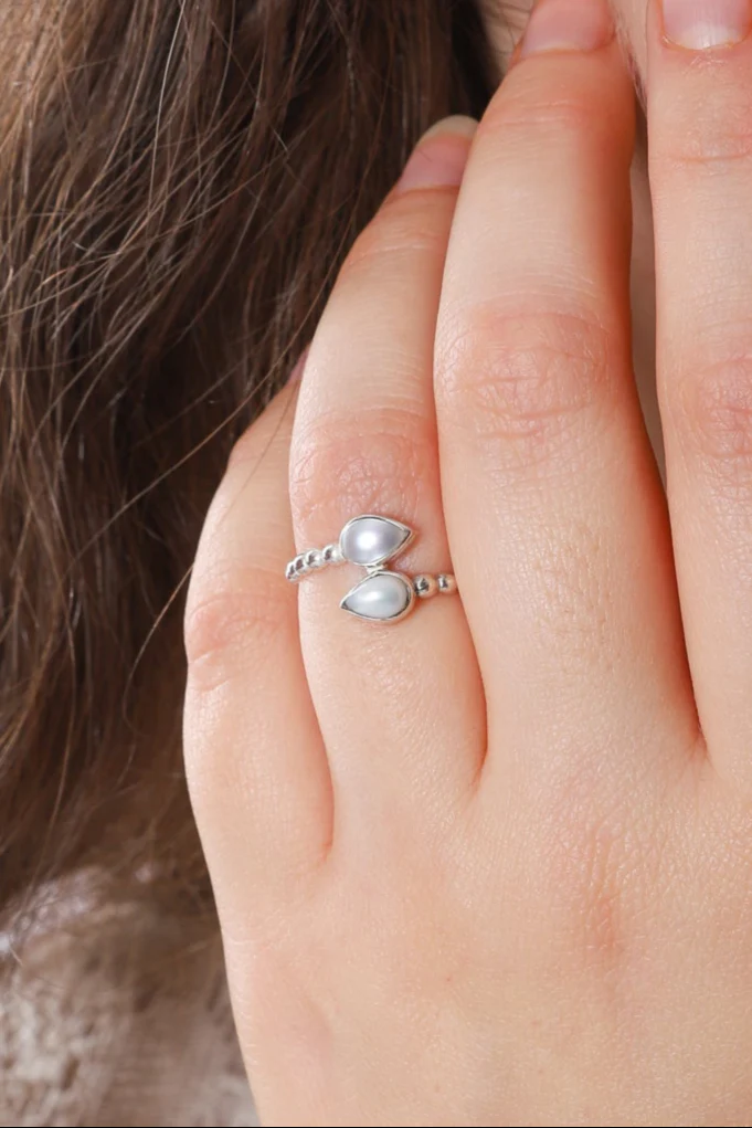 Pearl Double Leaf Wrap Ring - Image 2