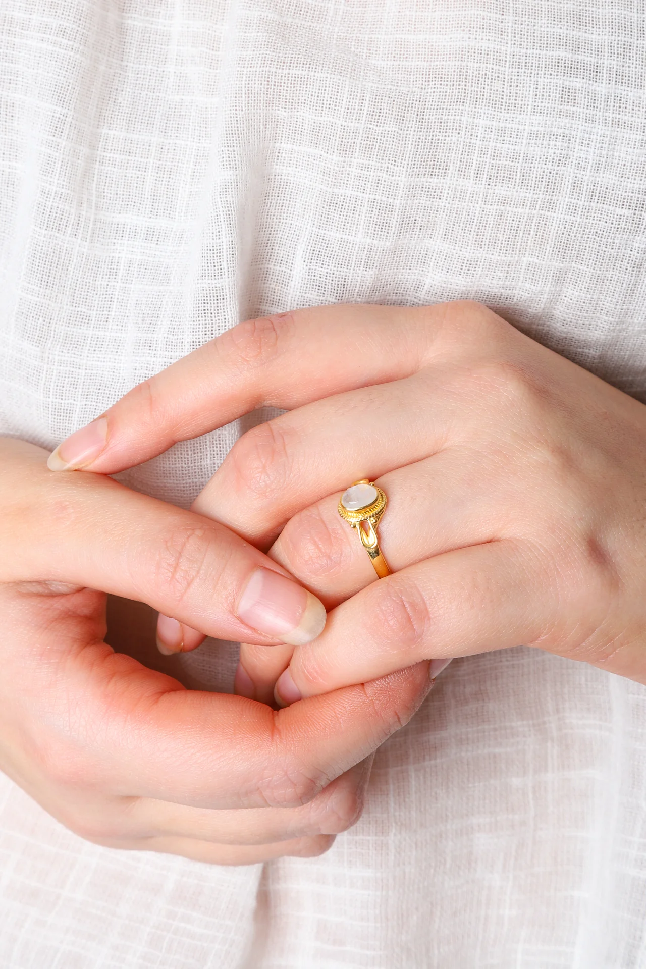 Gold Rainbow Moonstone Cardi Ring - Image 2