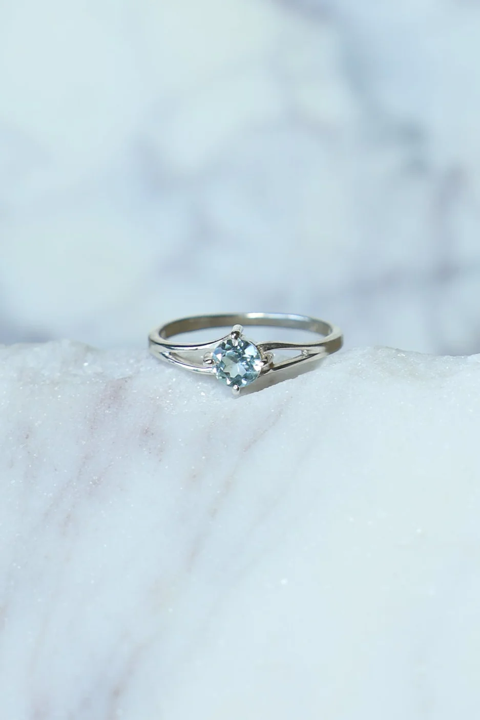 Blue Topaz Ivy Gemstone Ring