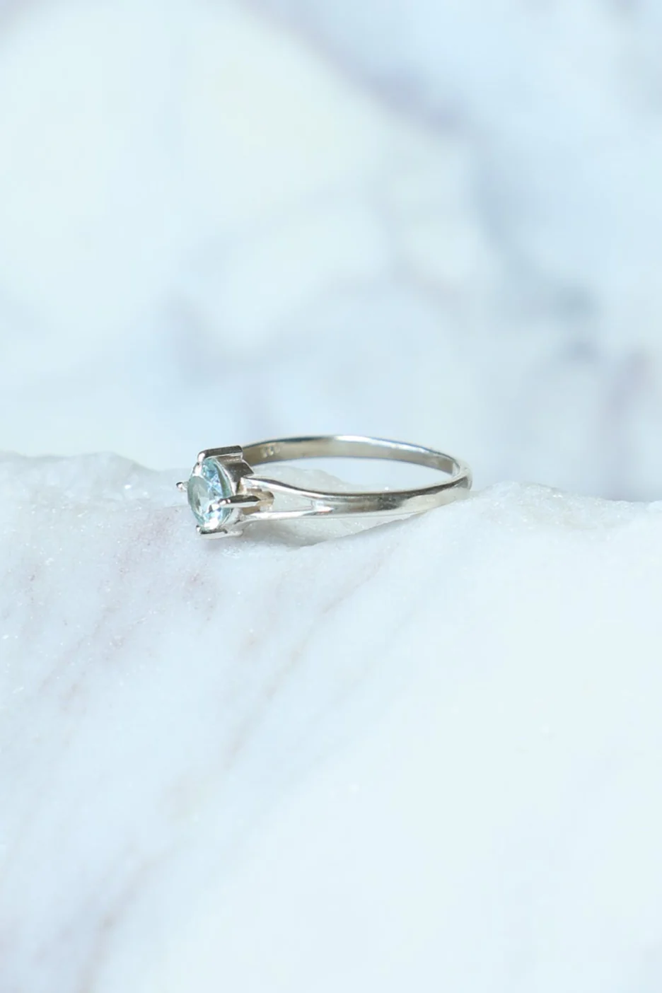 Blue Topaz Ivy Gemstone Ring - Image 3