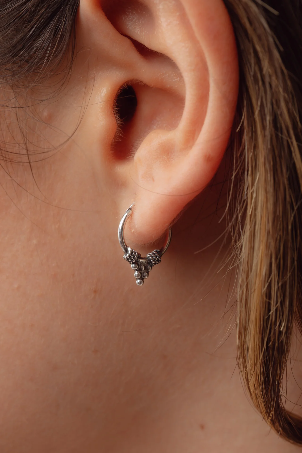 Dotted Small Tri Hoops