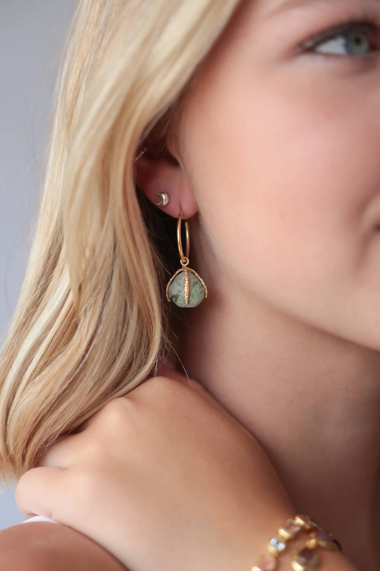 Yana Variscite Claw Set Earrings - Image 2