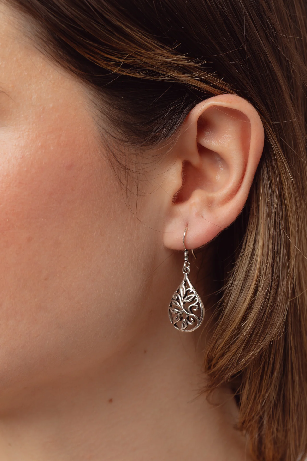 Climbing Ivy Teardrop Earrings - Image 3