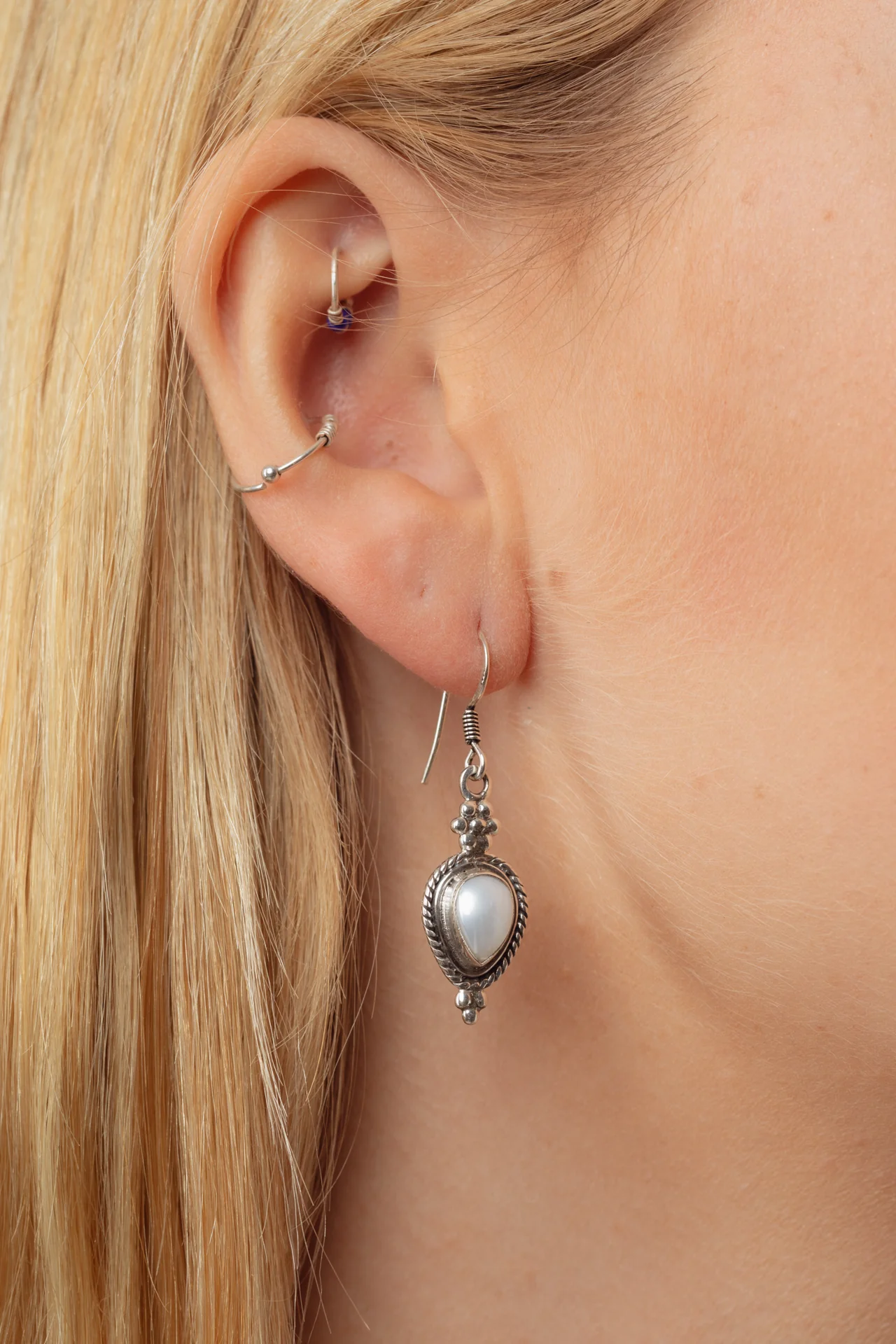 Siana Pearl Delicate Teardrops