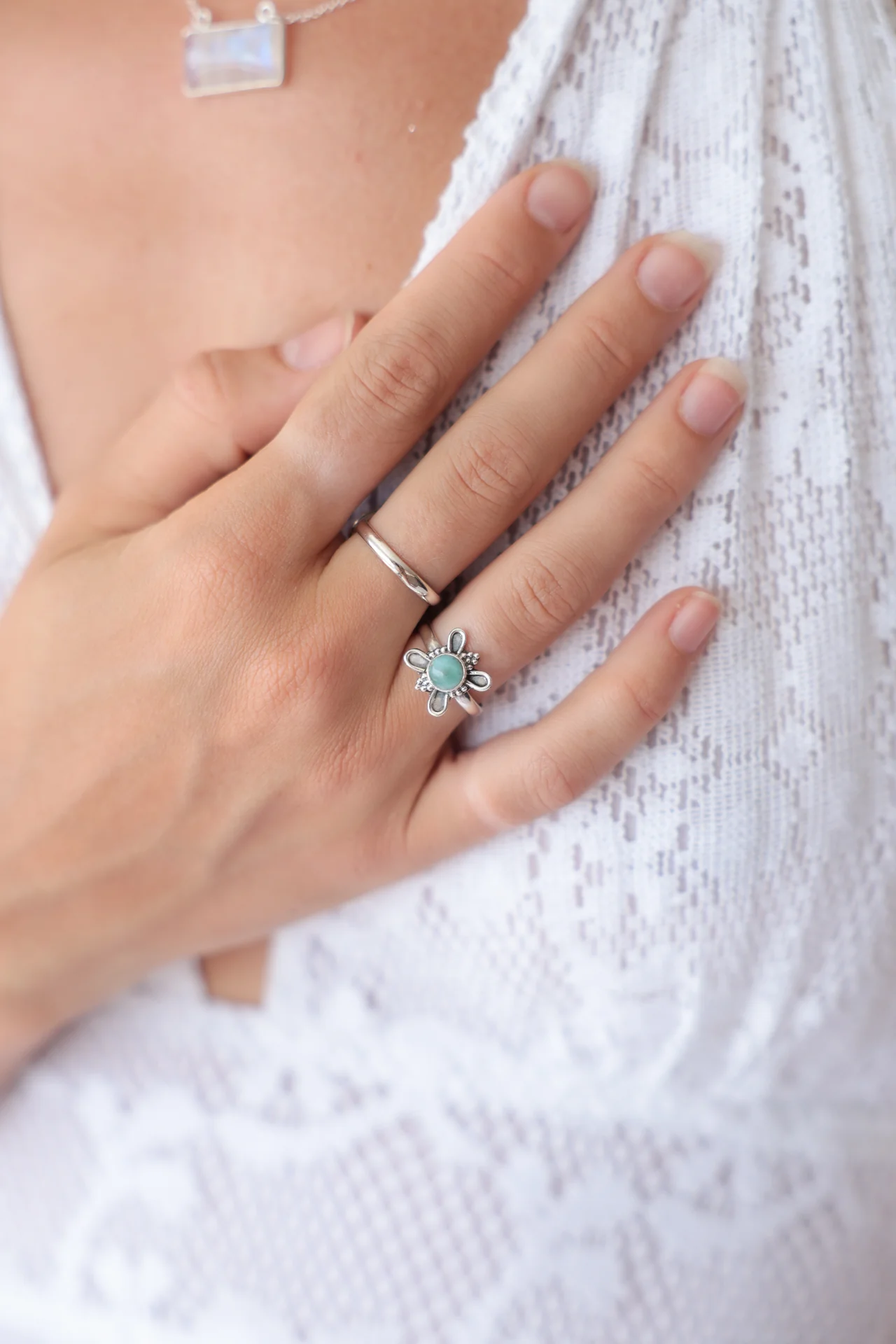 Zarni Flower Ring - Image 2