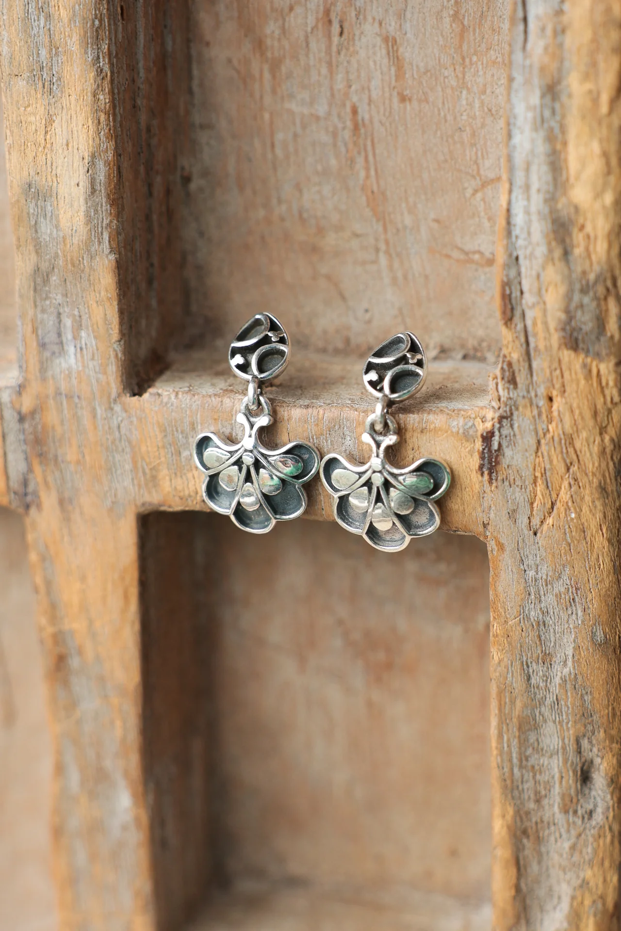 Zalia Oxidised Petal Drops