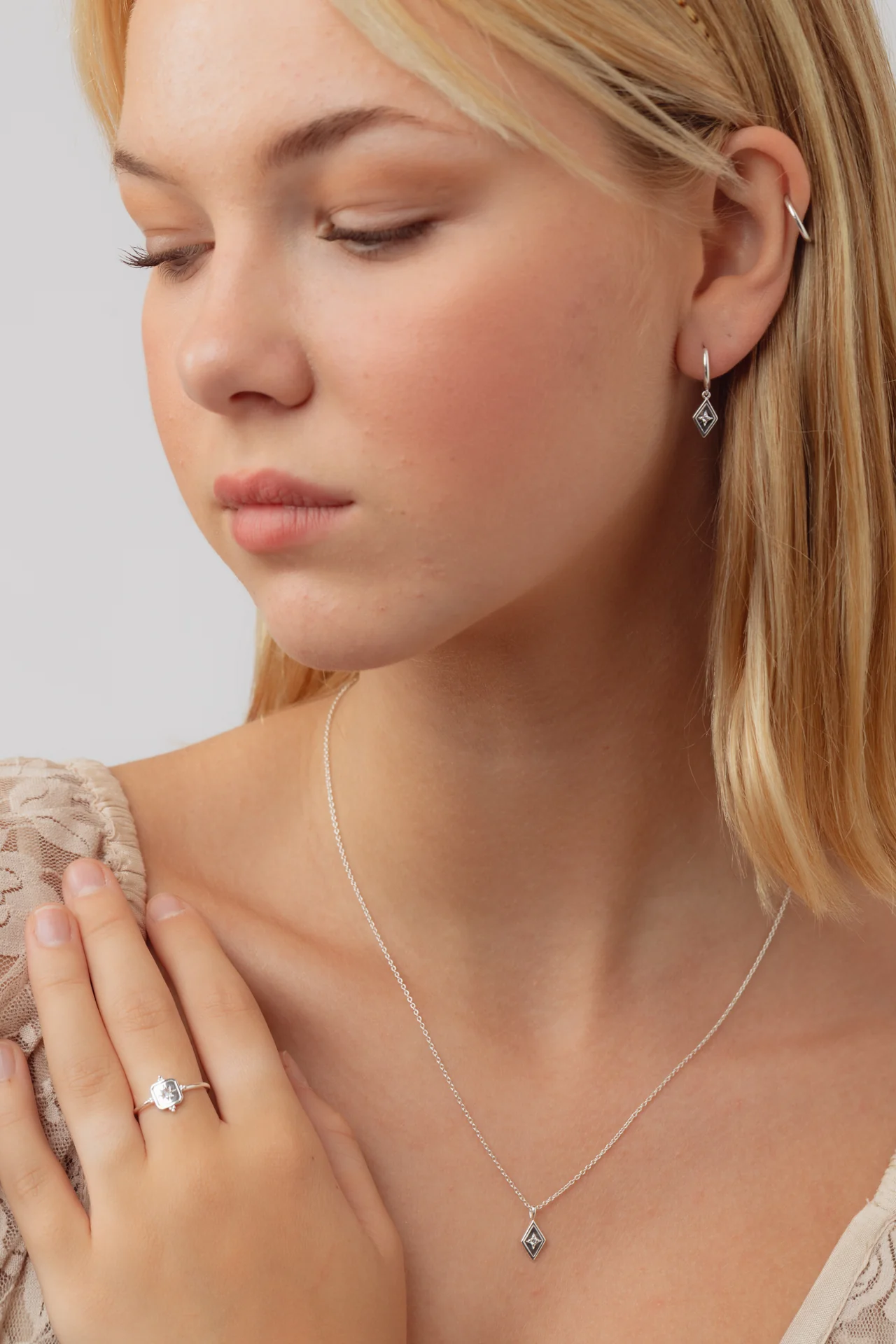 Lumi Star Silver Necklace - Image 4