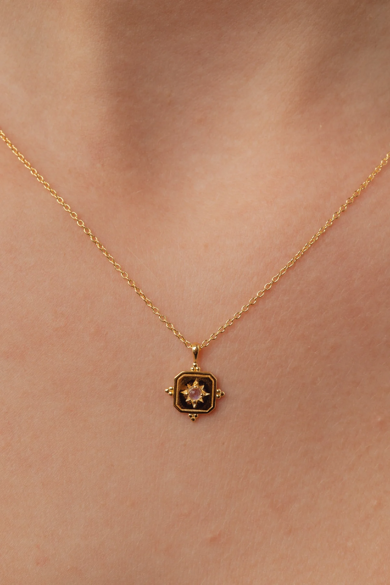 Noemi Rainbow Moonstone Gold Necklace - Image 2