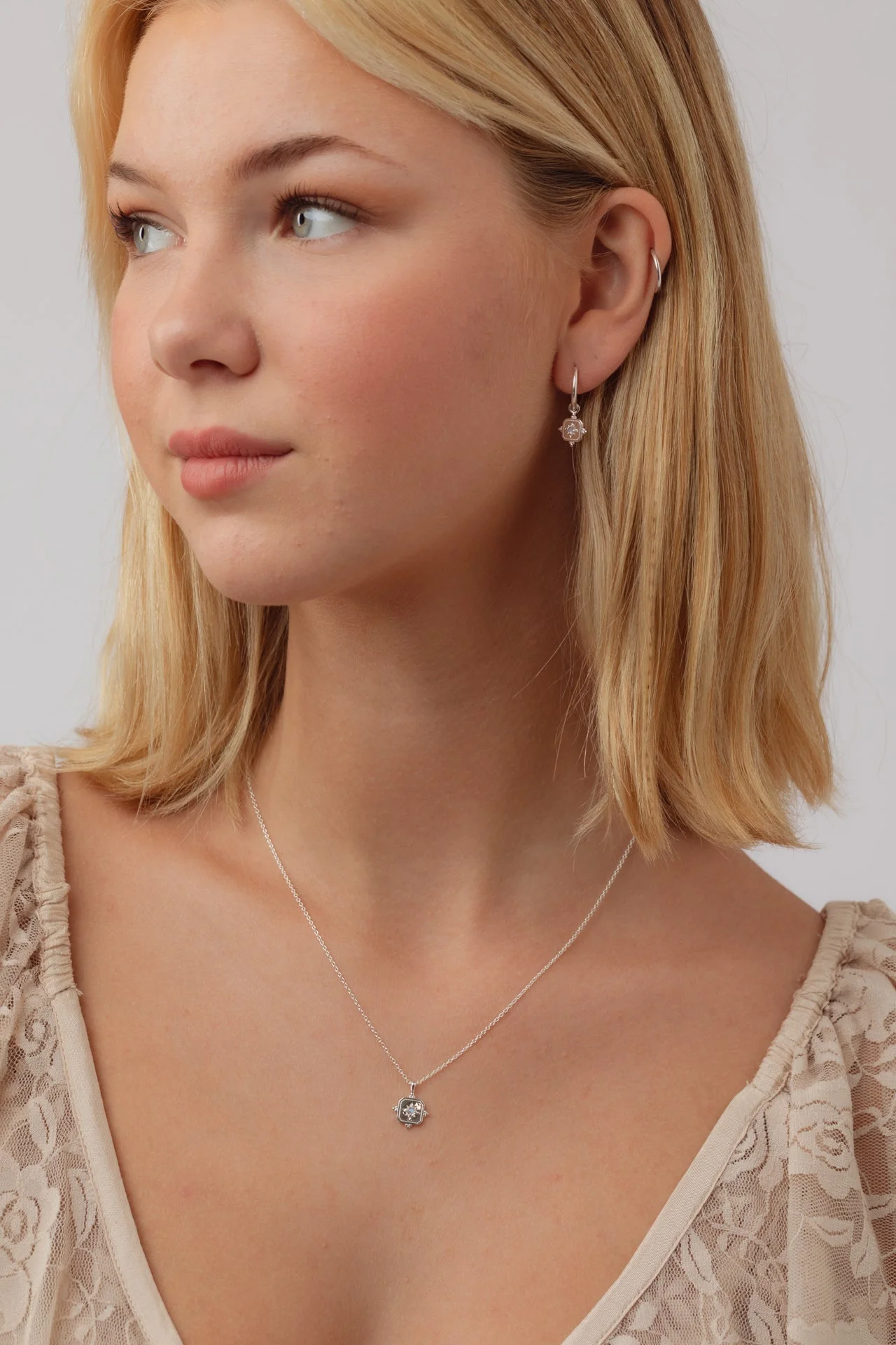 Noemi Rainbow Moonstone Silver Necklace - Image 2