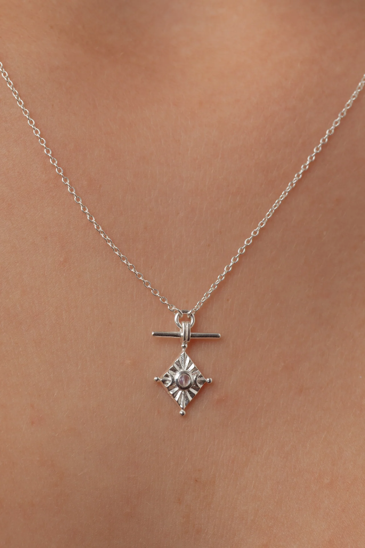 Aerith Rainbow Moonstone Silver Necklace