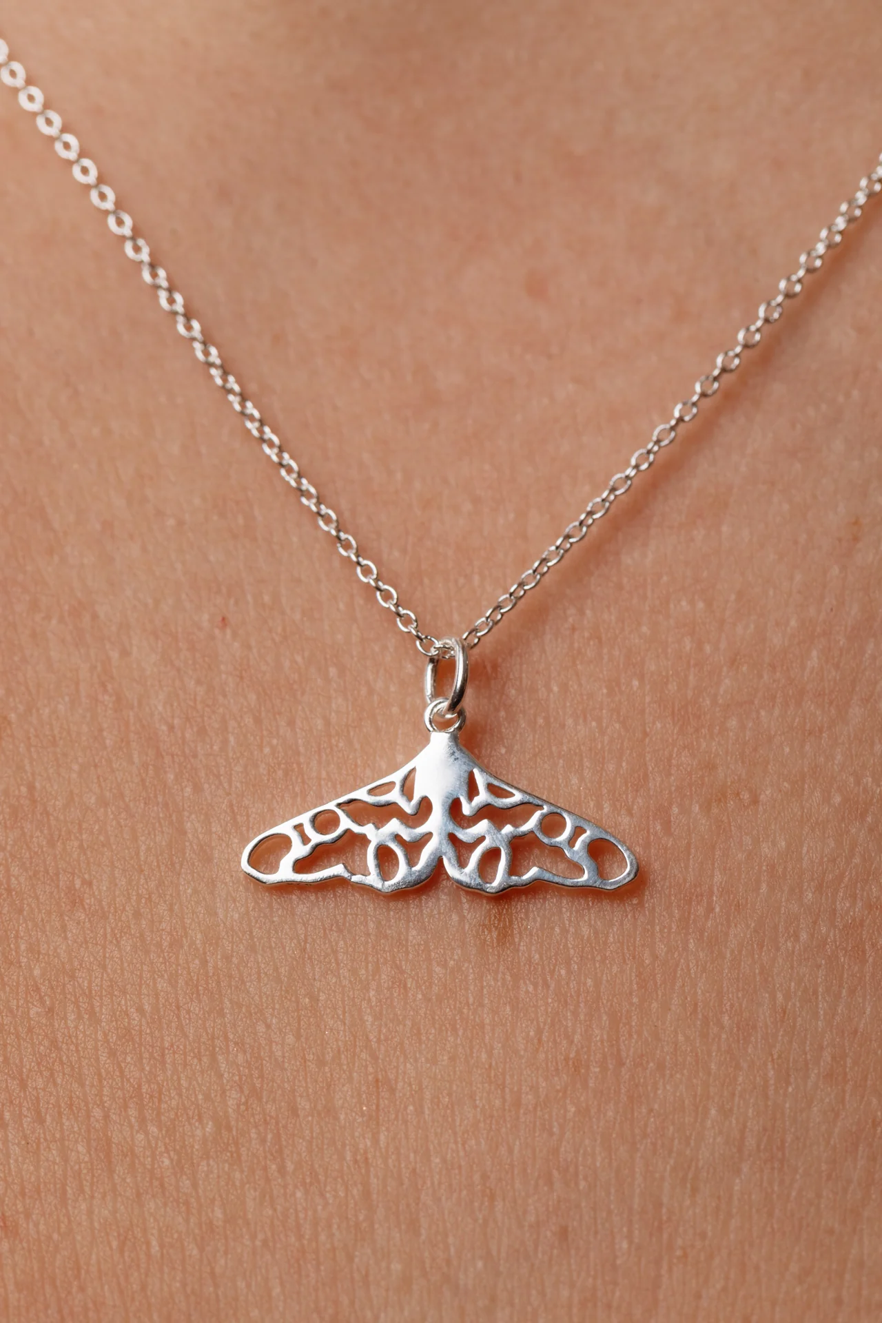 Mothira Silver Necklace - Image 2