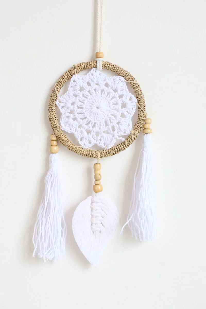 White Tassel Leaf Wall Hanging - Image 2