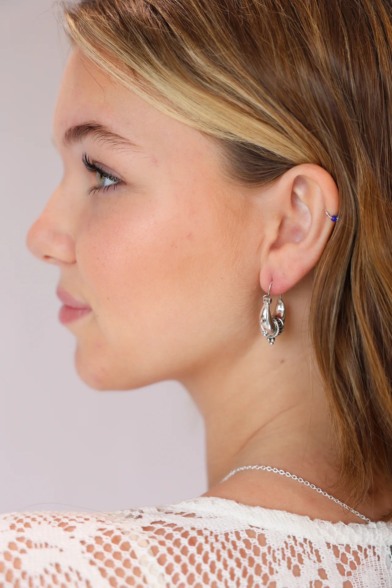 Elenti Ornate Hoops - Image 3