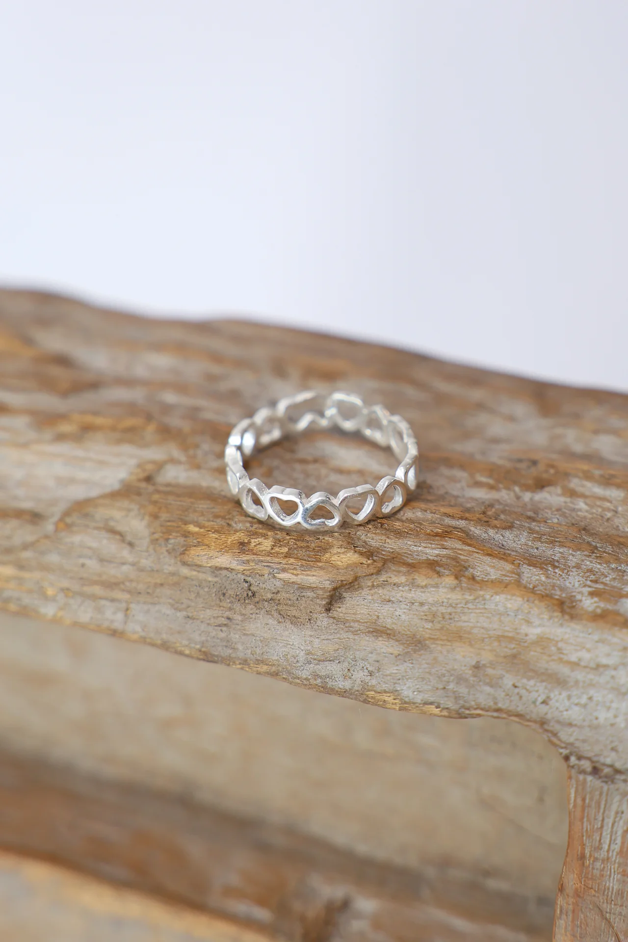 Hearts Connect Ring - Image 3