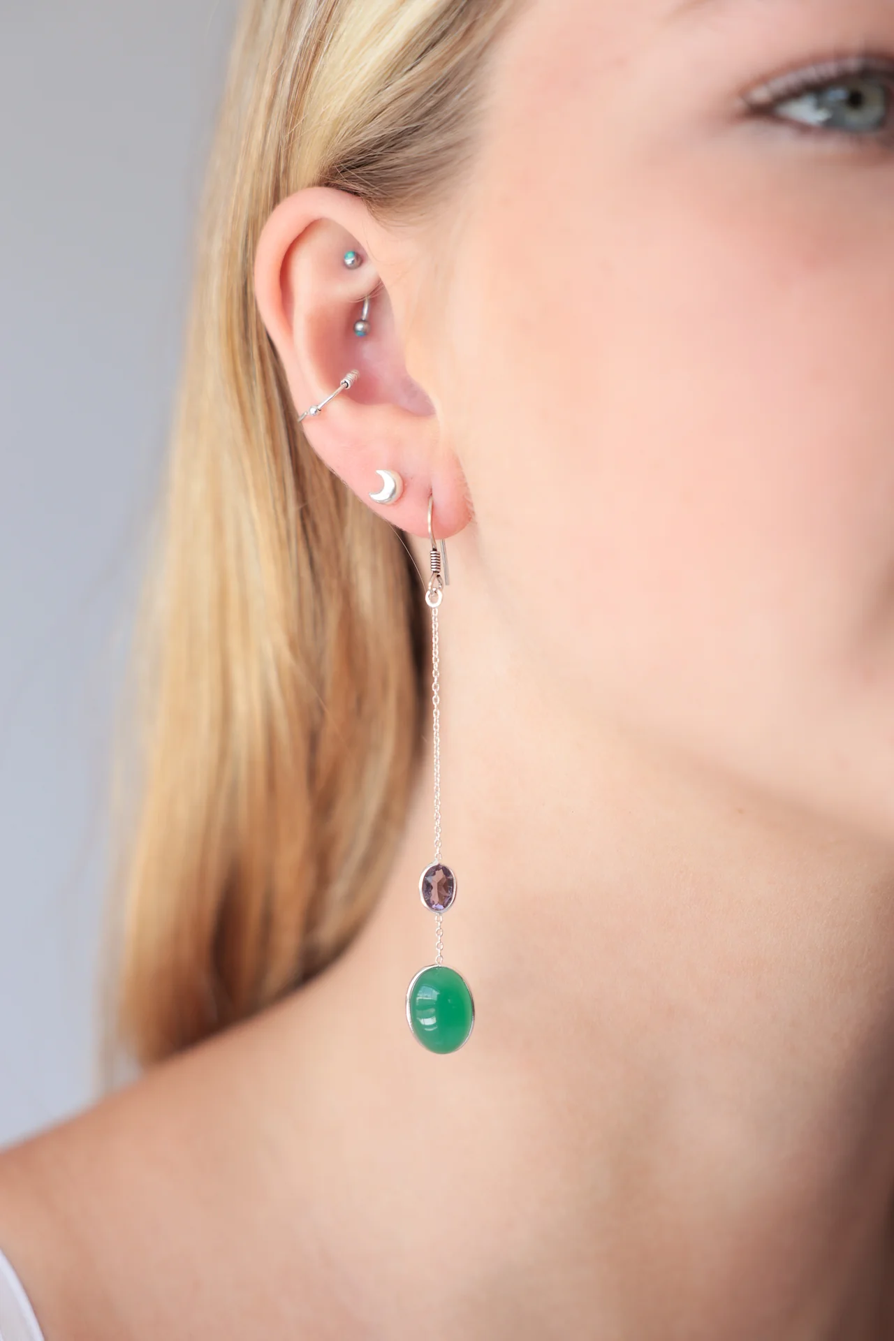 Saria Long Chain Drops - Image 3