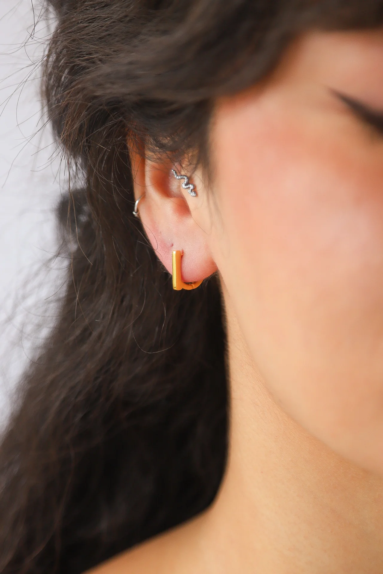 Sien Gold Hoops - Image 4