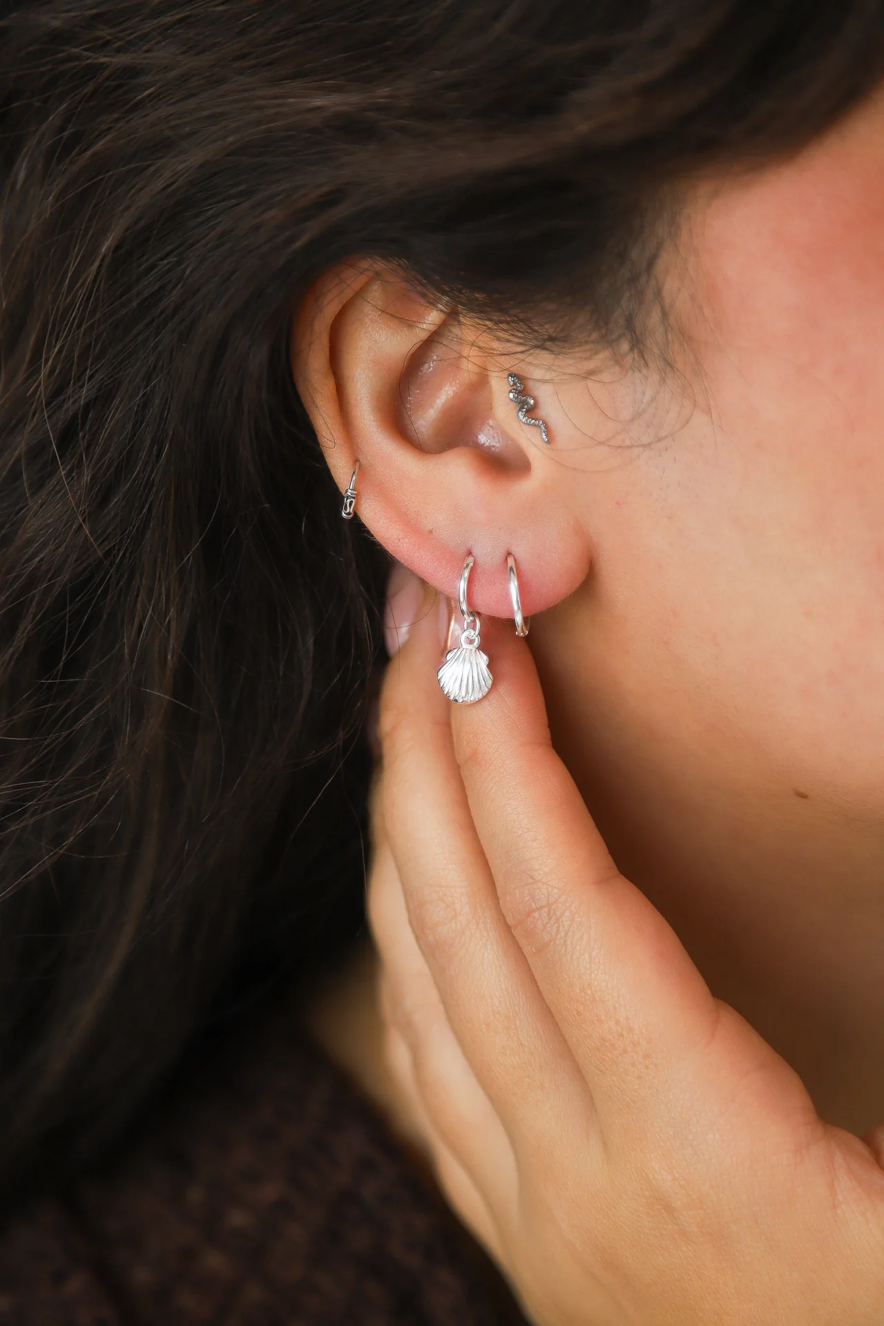Silver Clam Shell Earrings - Image 4