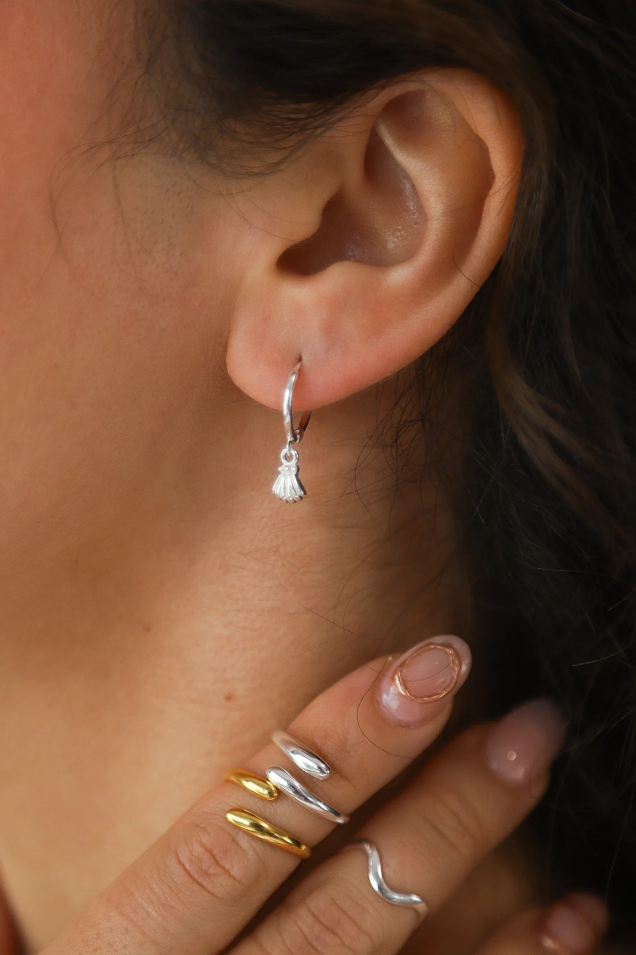 Silver Clam & Star Earrings - Image 2
