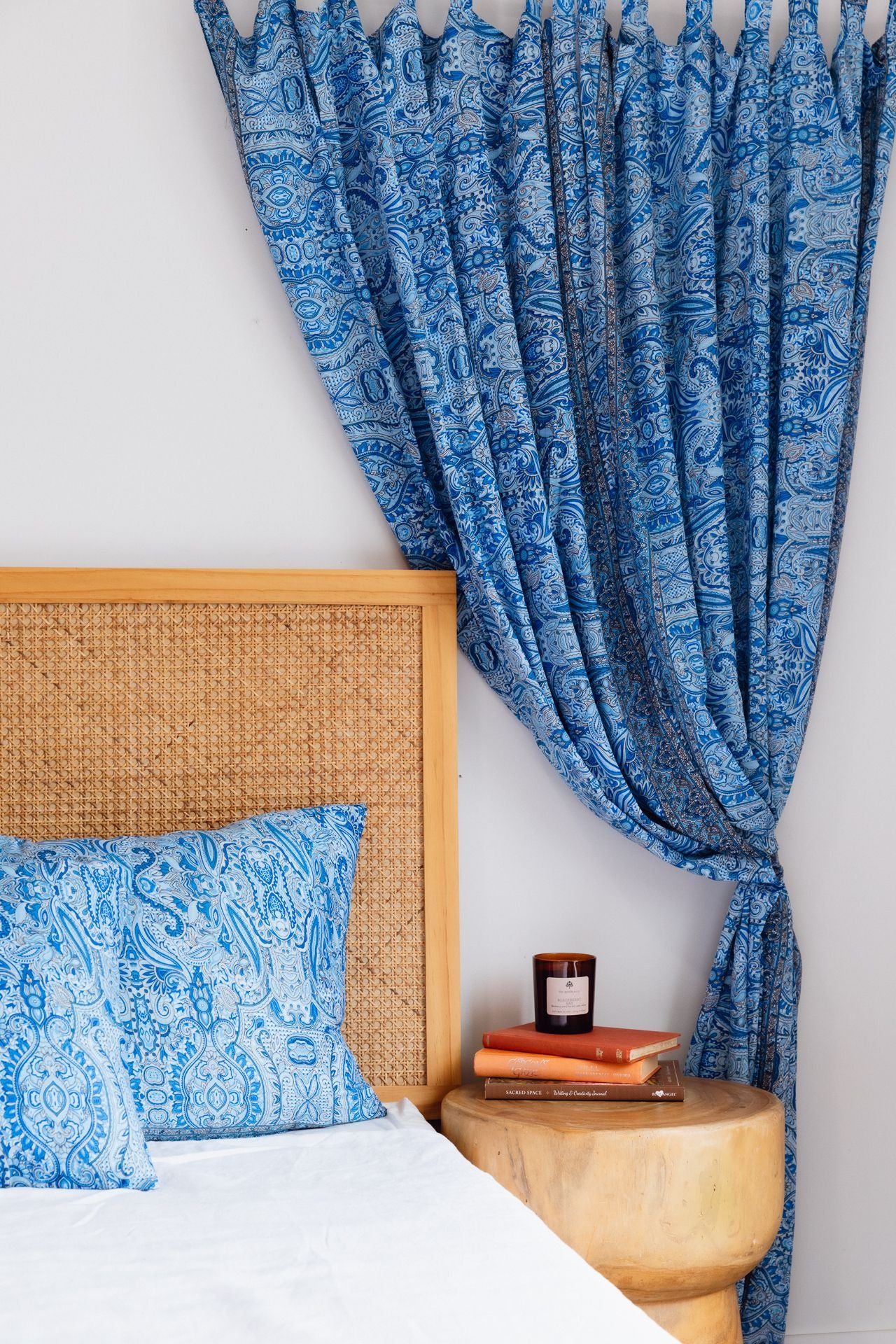 Varuni Sari Pillowcase - Image 2