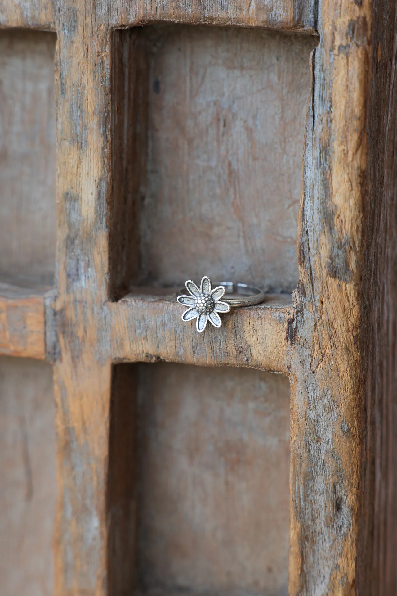 Blossom Toe Ring - Image 2