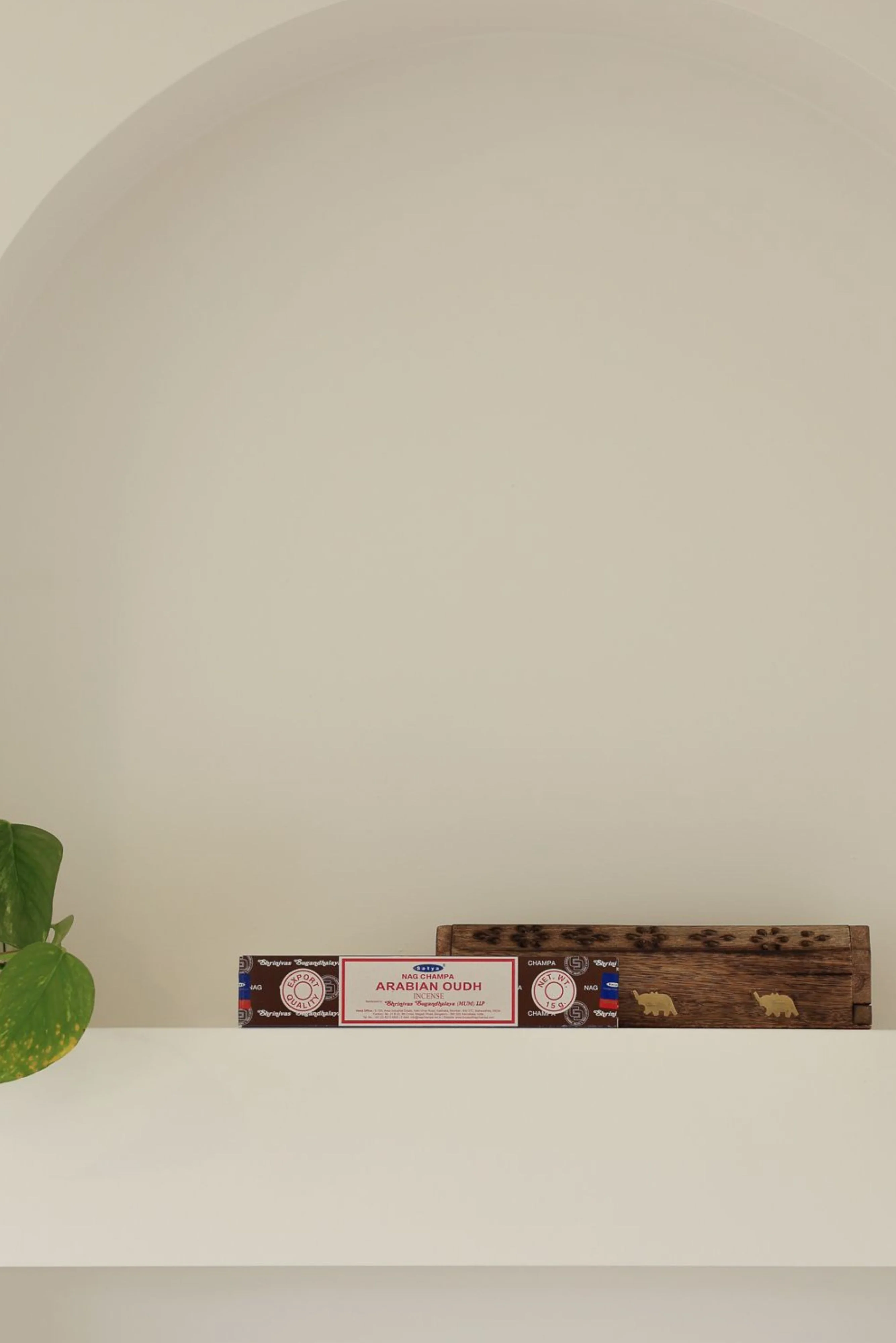 Arabian Oudh Incense - Image 2