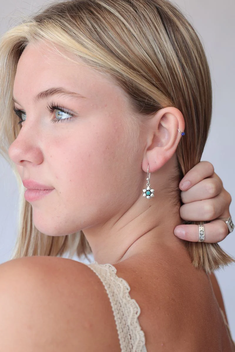 Aishani Earrings - Image 3