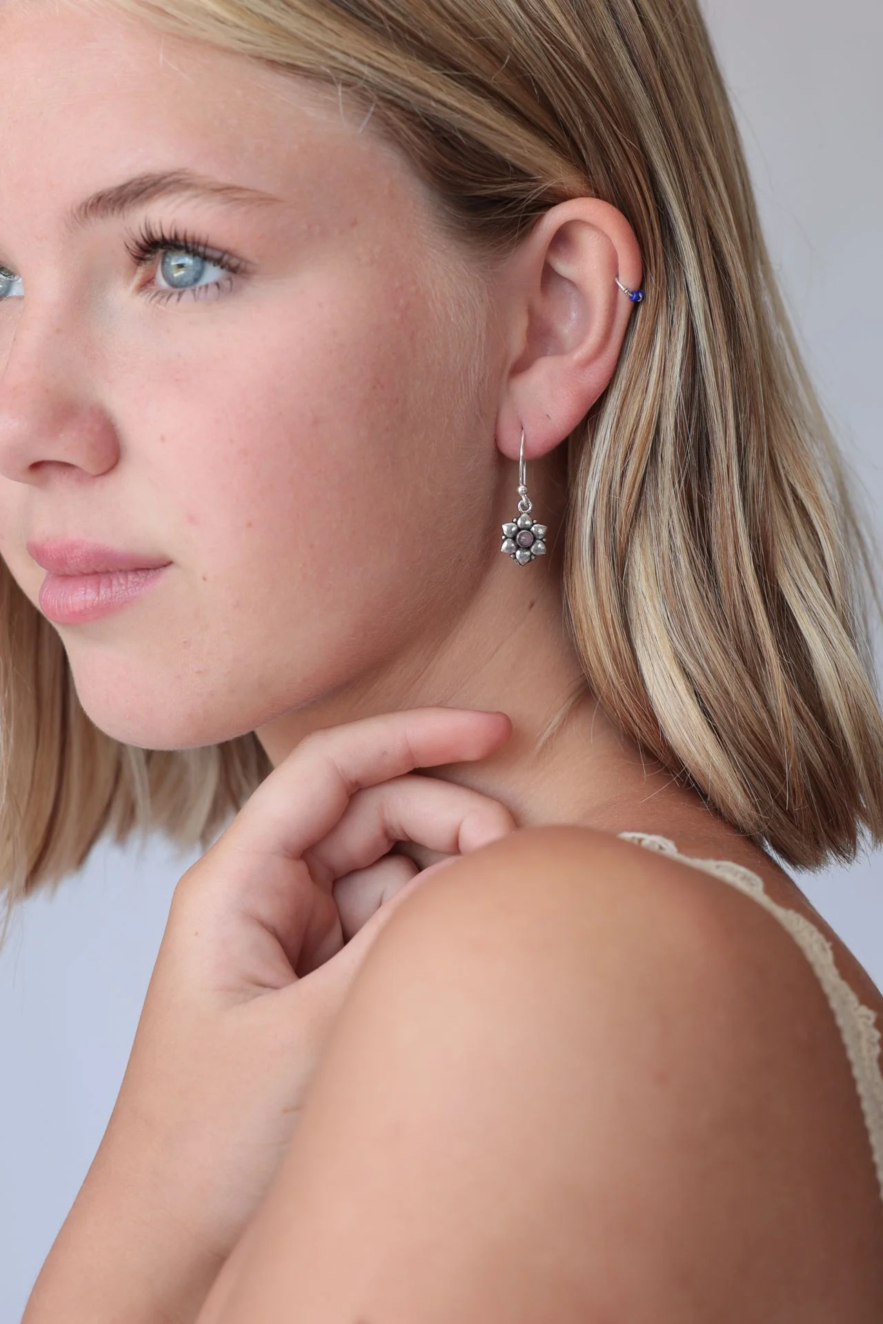 Meera Earrings - Image 3