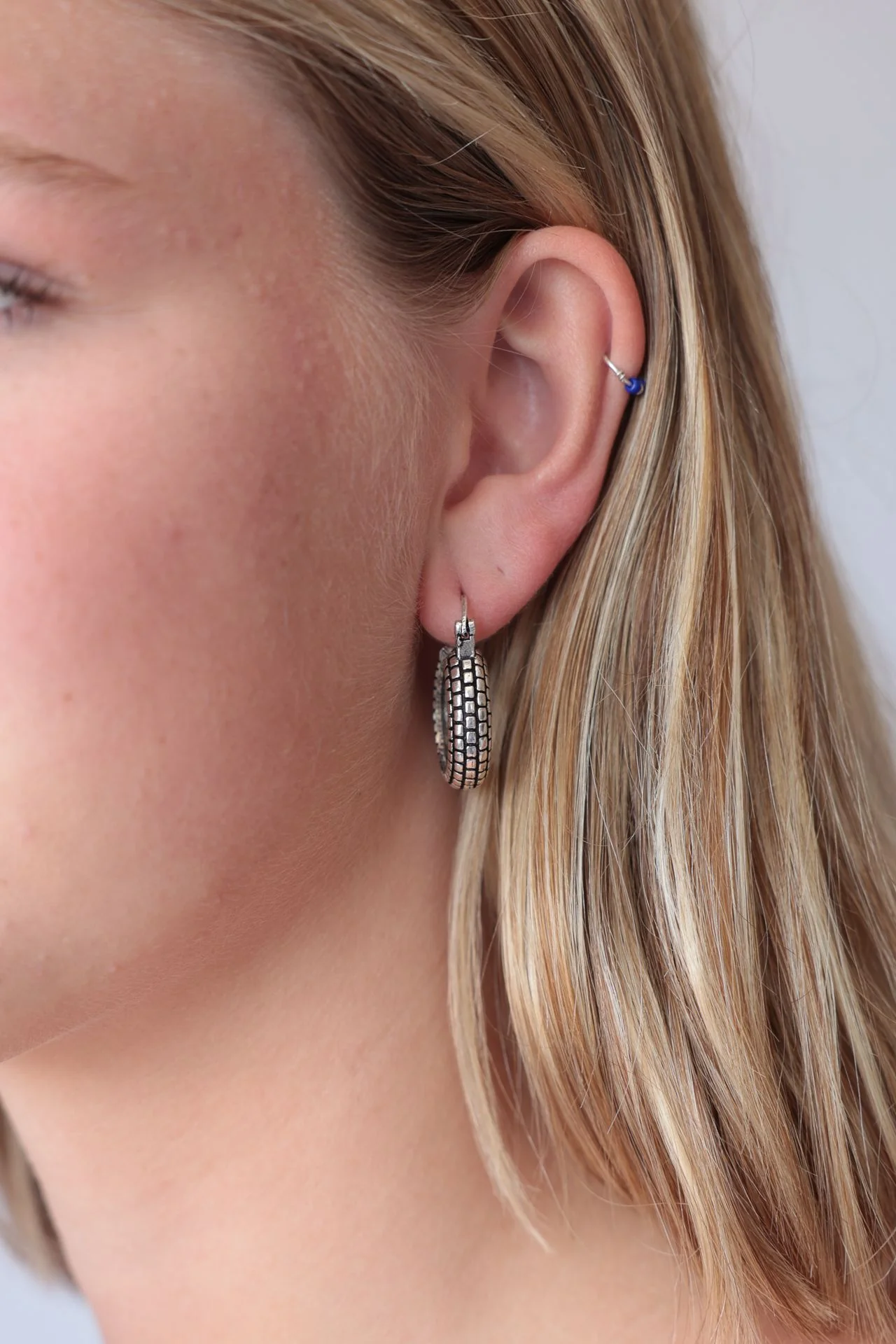 Aaravi Earrings - Image 3