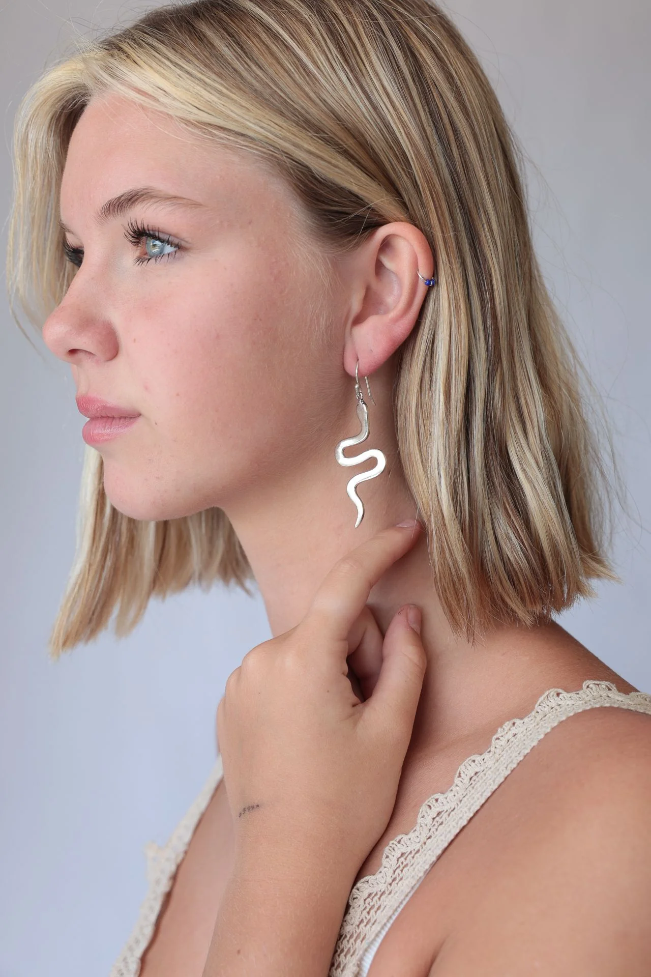 Sarpa Earrings - Image 4