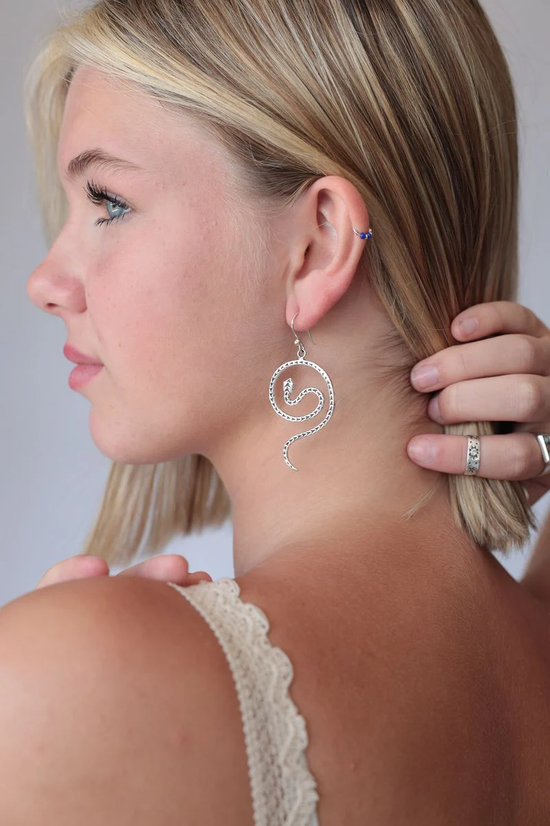Vivika Earrings - Image 3