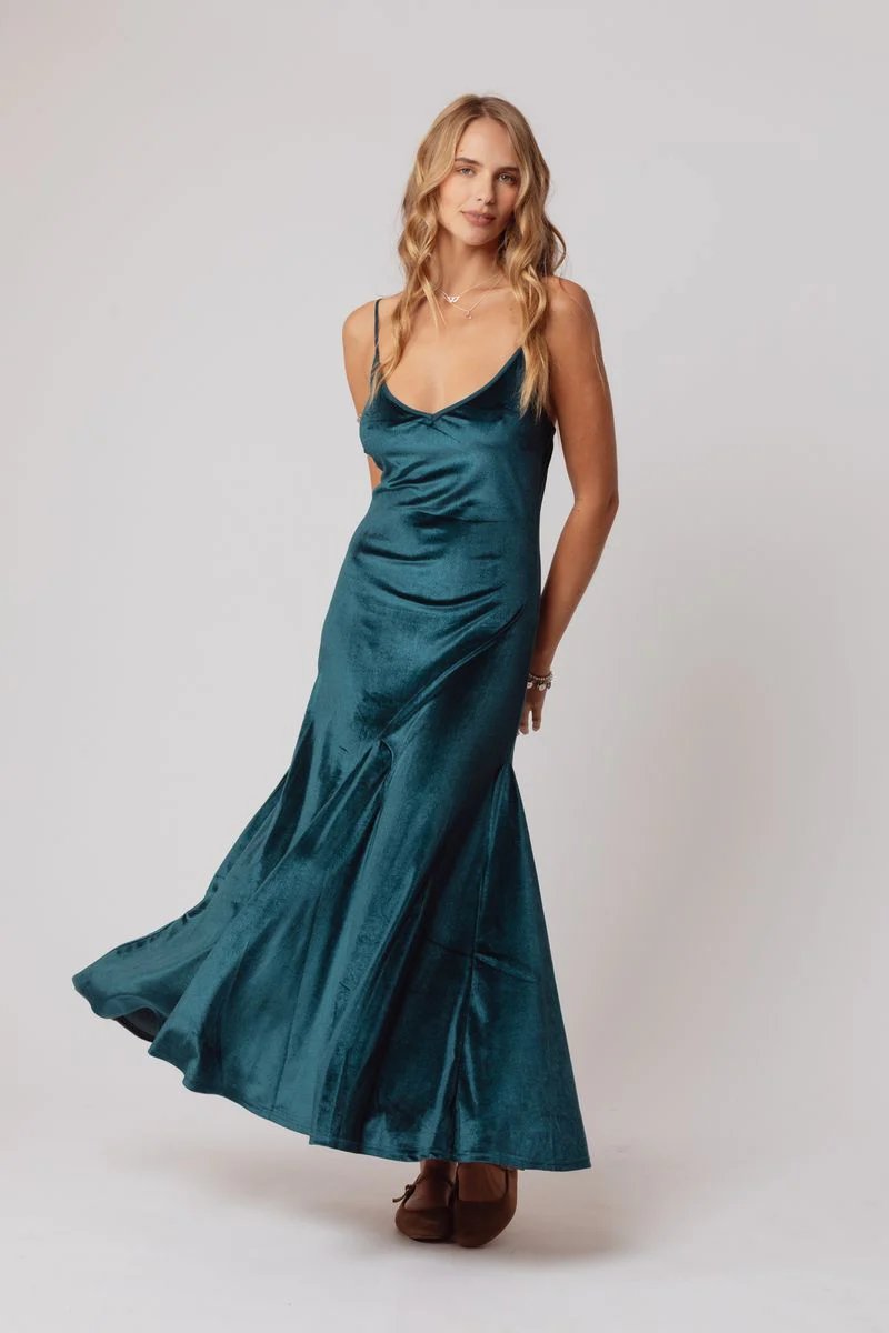 Swan Dress - Image 11
