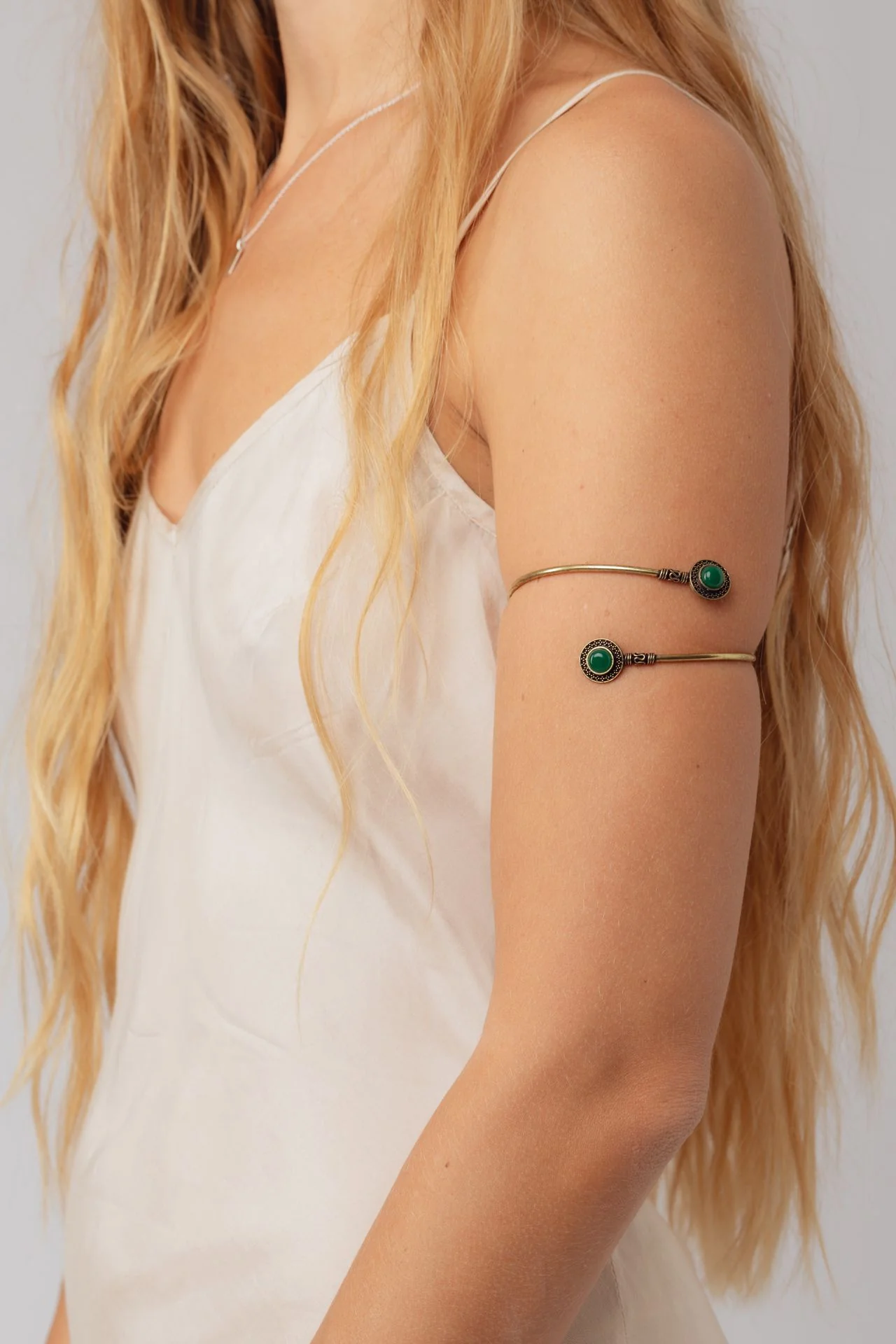 Suriya Gold Arm Cuff - Image 2
