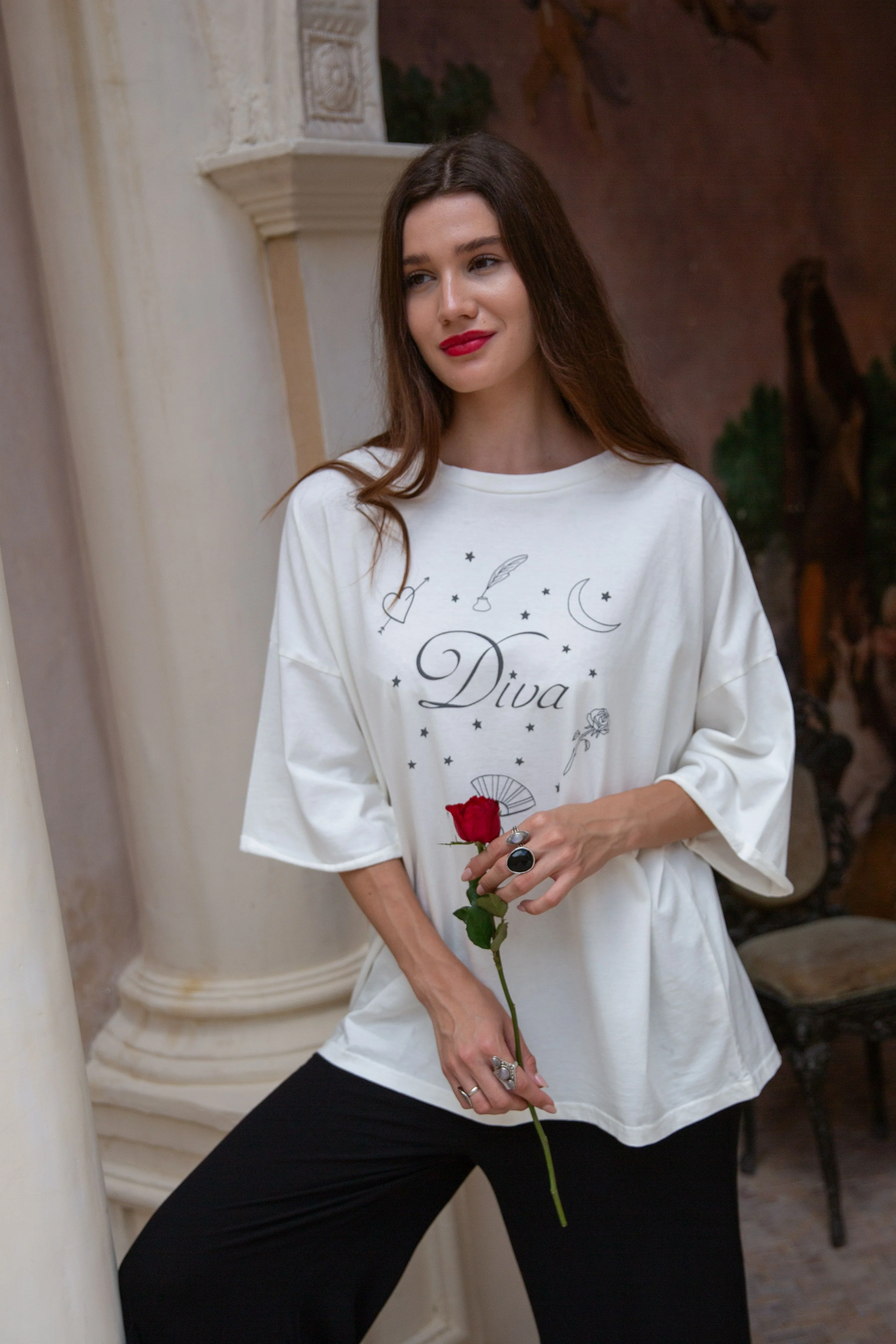 Diva Tee
