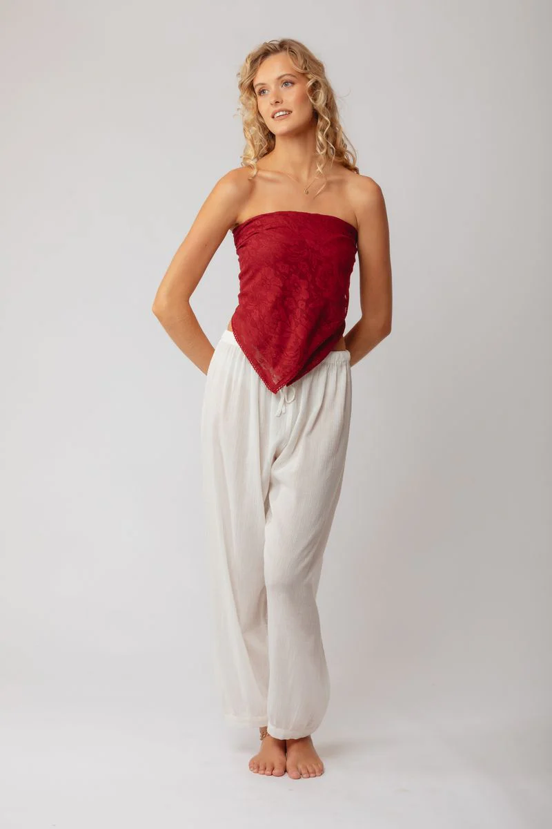 Wren Scarf Red - Image 4