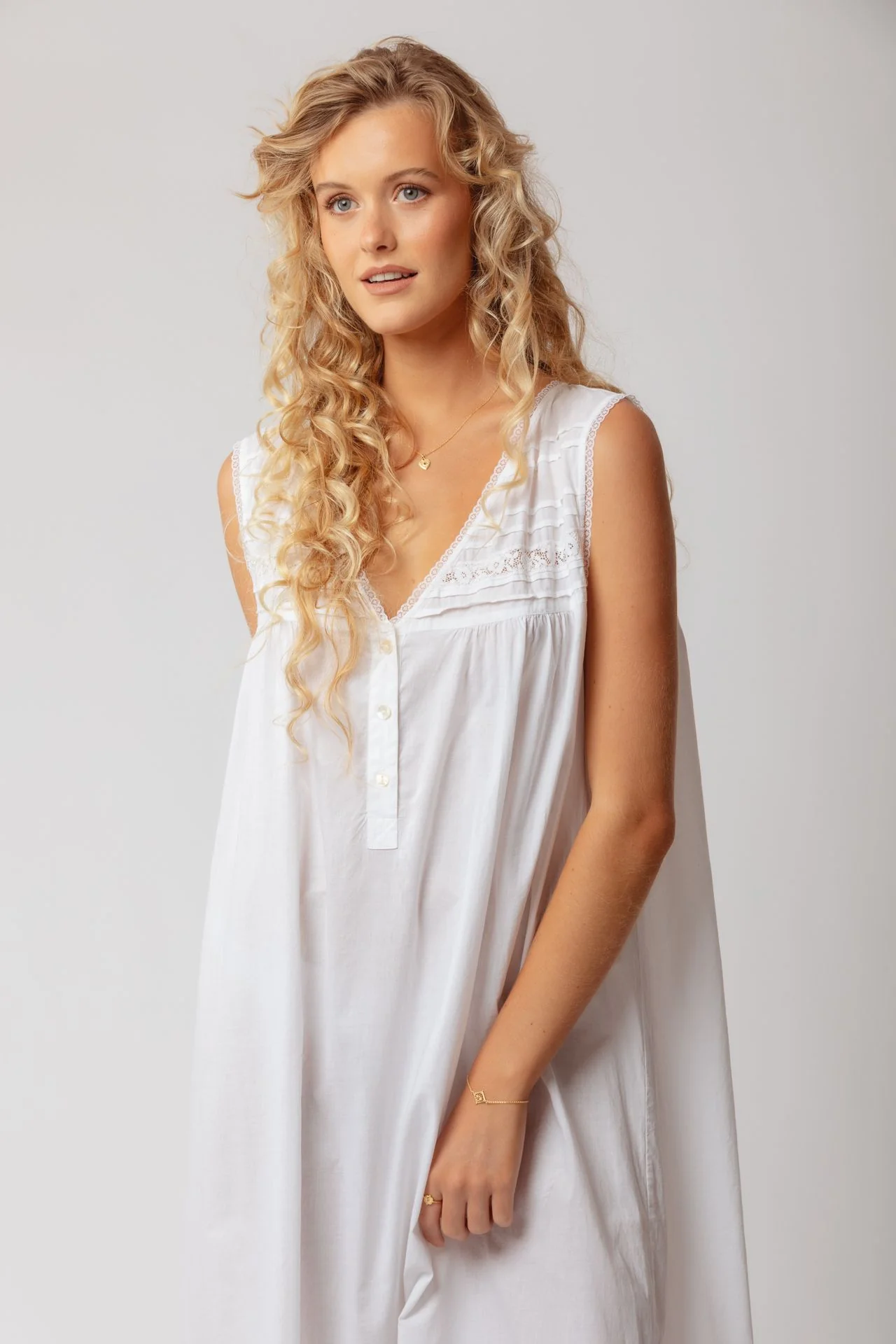 Araminta Nightie - Image 10